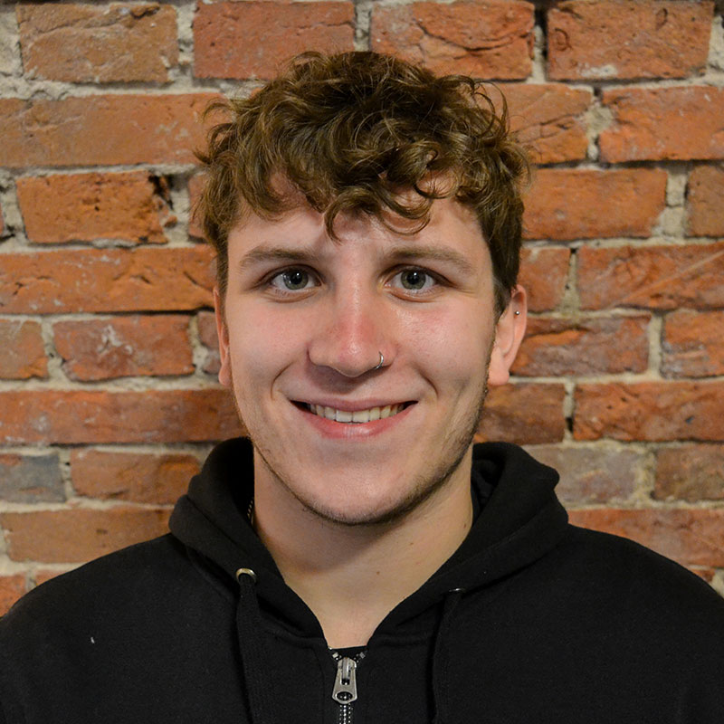 Fitnesslounge Erlangen: Mitarbeiter Quentin